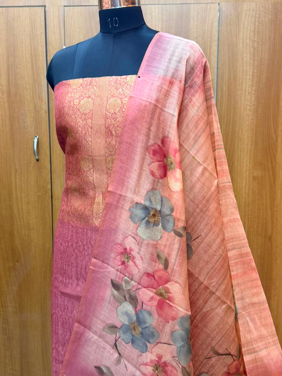 Semi silk jamdani weaving